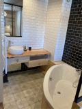 Bedroom 2 ensuite